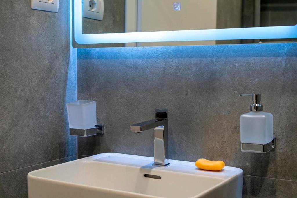 Deluxe Apartment-Swimming Pool Саранде Екстериор снимка