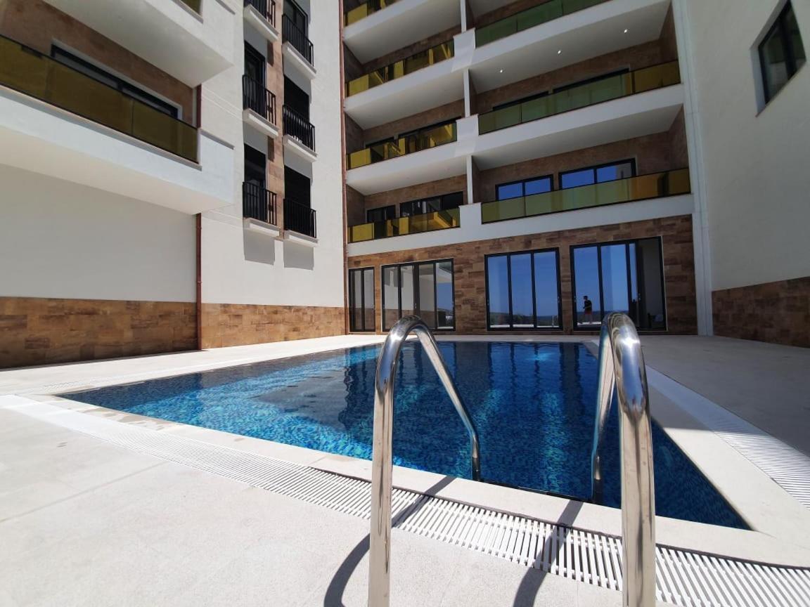 Deluxe Apartment-Swimming Pool Саранде Екстериор снимка